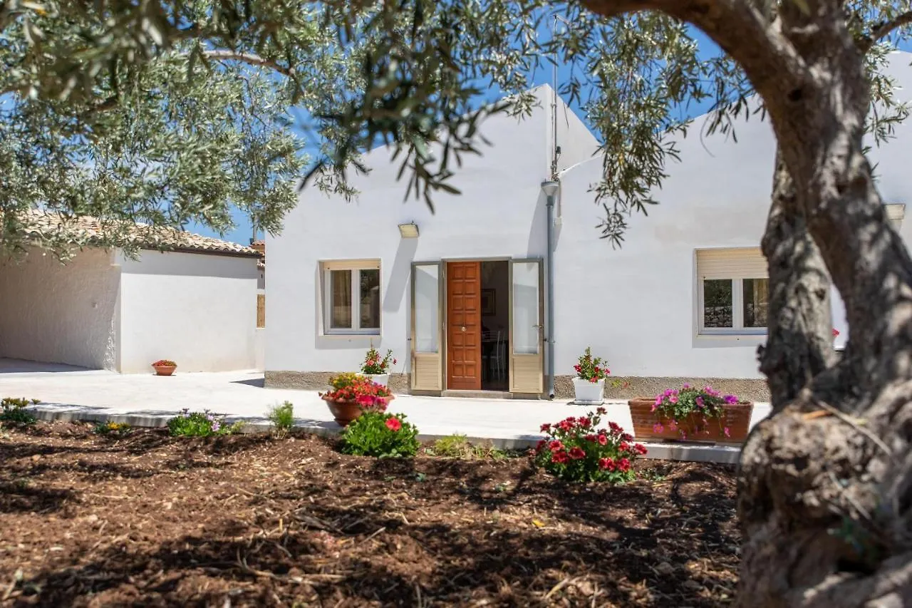 Casa Vacanza I Due Ulivi Modica Apartment