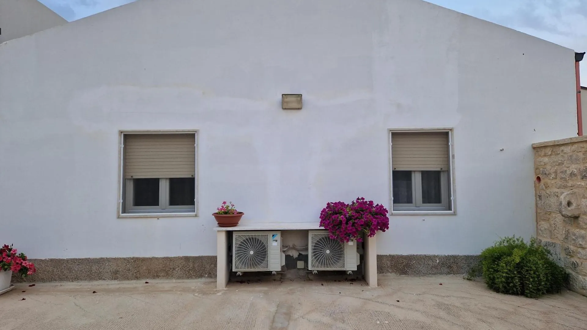 Apartment Casa Vacanza I Due Ulivi Modica Italy